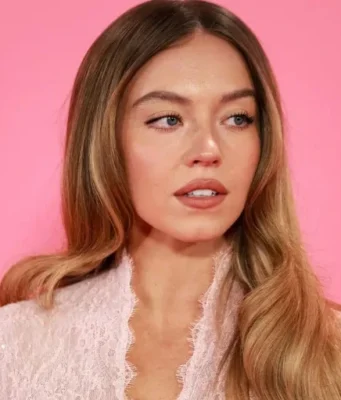 Sydney Sweeney’s Net Worth in 2026: How Acting, Producing, Brand Deals, and Business Built Her Fortune Sydney Sweeney Net Worth